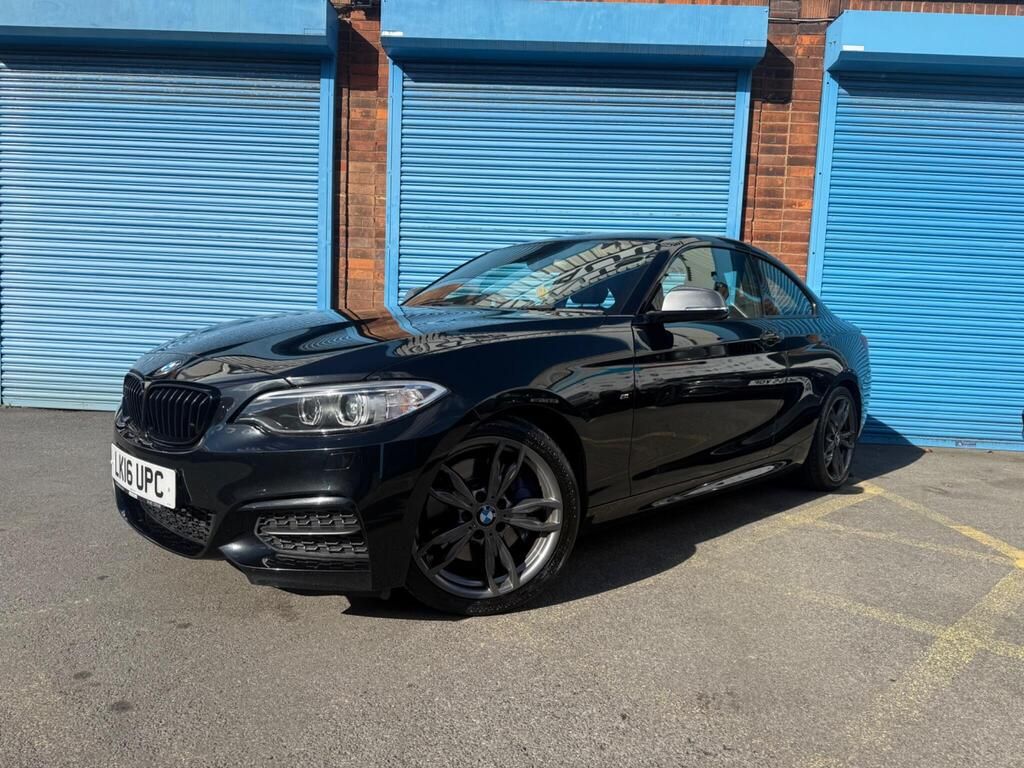 BMW M235i M Performance 